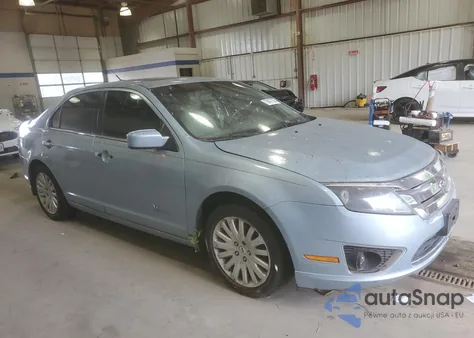 2010 Ford Fusion Hybrid from USA, damaged, VIN 3FADP0L32AR209489